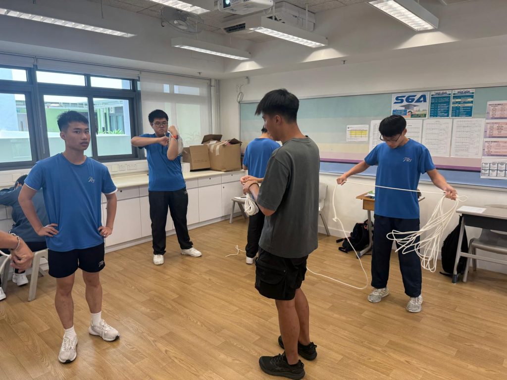 202510-選修體育科拯溺課程 (6)